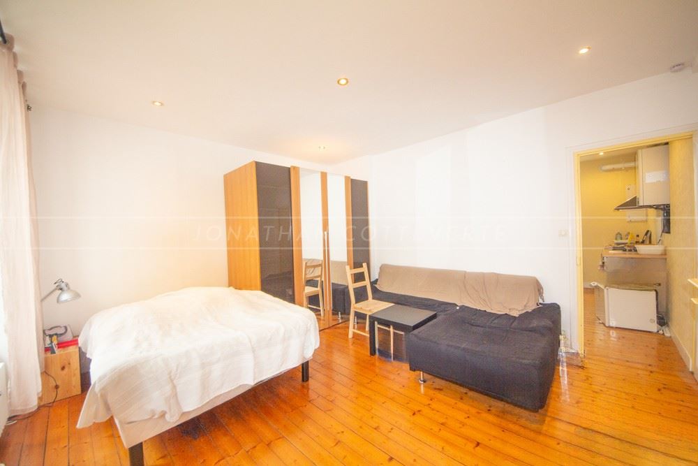 APPARTEMENT - STUDIO - IDÉAL INVESTISSEUR - IDÉALEMENT SITUÉ - DPE D - OPPORTUNITÉ photo 2